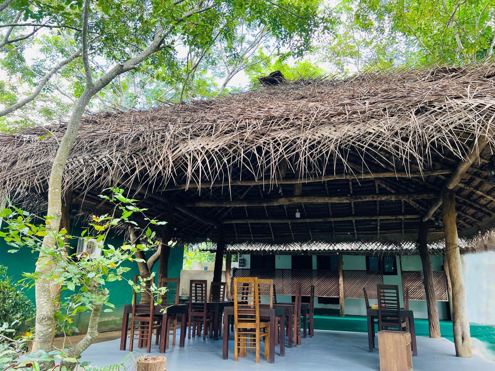 Kingfisher Resort & Retreat Sigiriya Luaran gambar